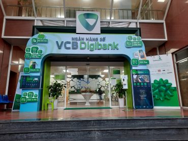 Cổng chào Vietcombank